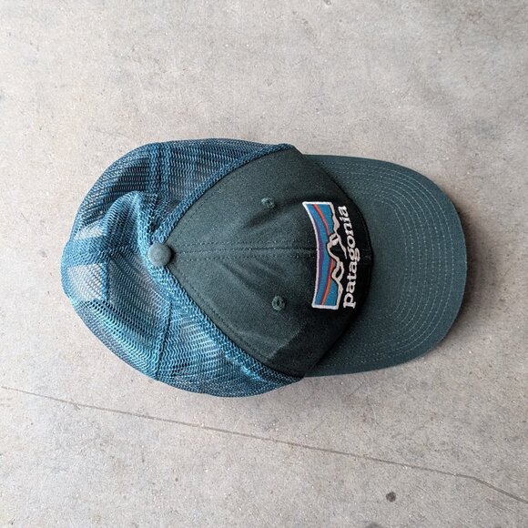 Patagonia Green Mesh P-6 Logo Snapback Trucker Hat one size unisex - Picture 6 of 11